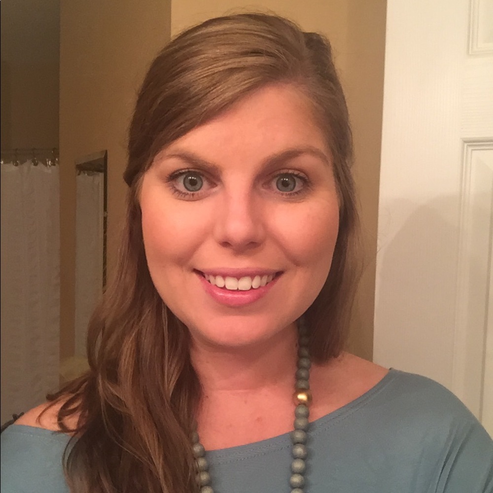Meet your Posher, Caroline